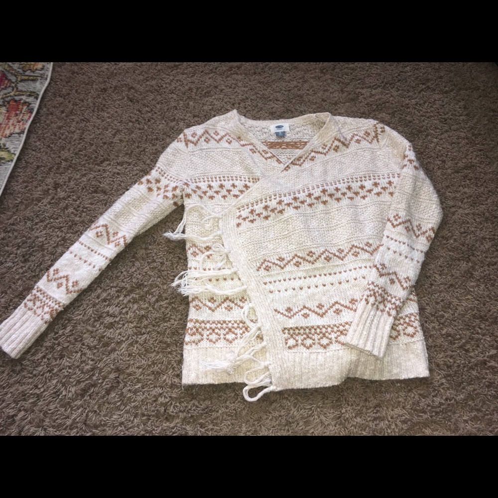 Old navy new flyaway, fringed, no buttons! Darling